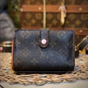 💕Louis Vuitton Vintage Monogram Kisslock Wallet